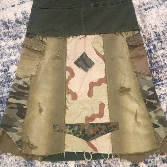 Upcycled patched BDG free people mountaineer camouflage military army camo skirt - Picture 5 of 16